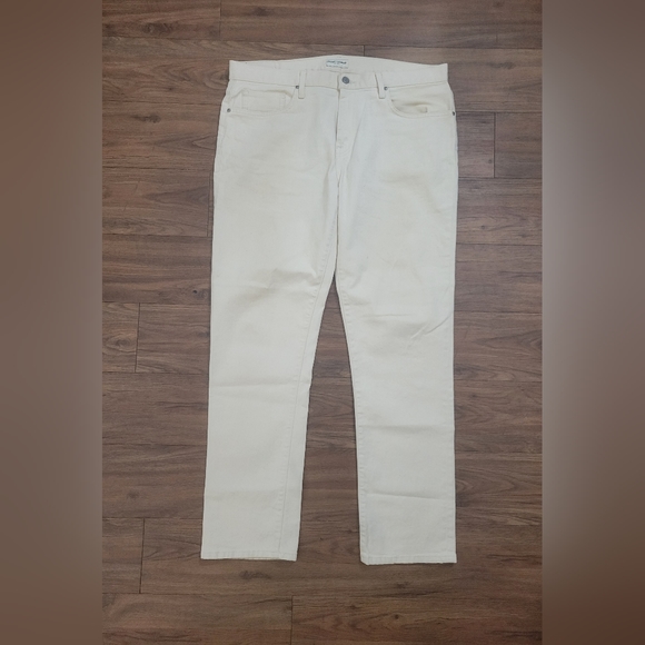 Crosby and Howard Men's Khaki Straight Fit Tan Beige Jeans Pants size 38" x 32" - Picture 3 of 8